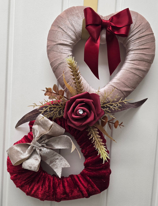 Double heart hanging decoration/ Valentin's Day wreath