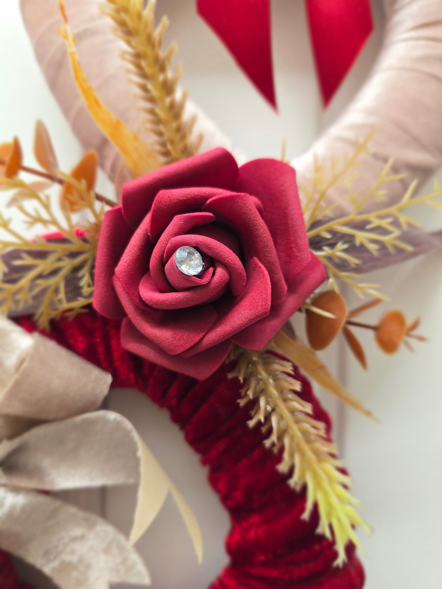 Double heart hanging decoration/ Valentin's Day wreath