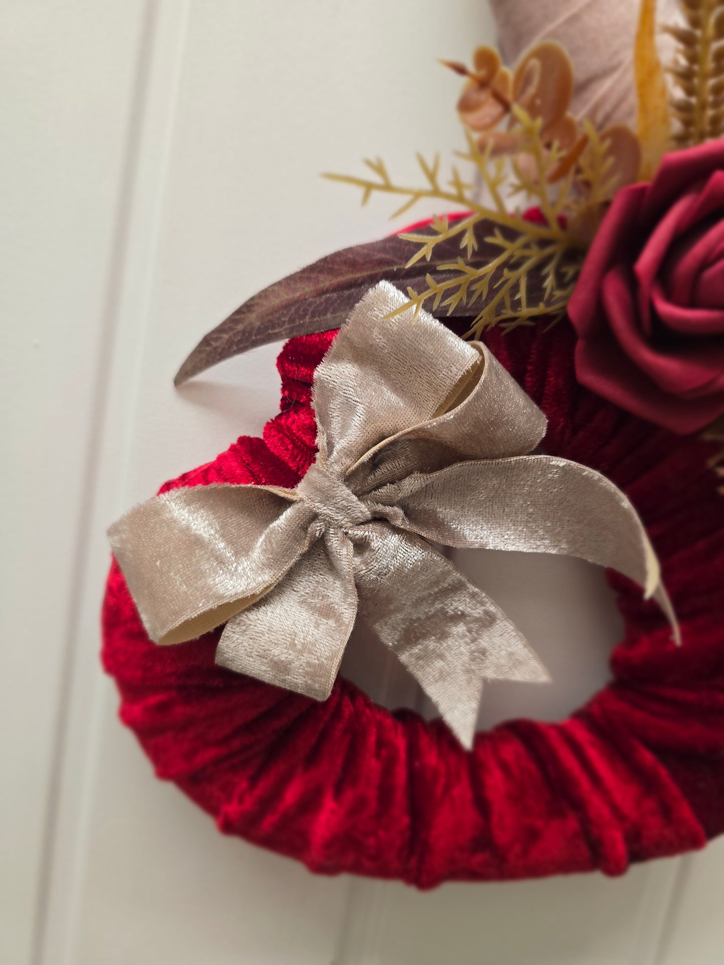 Double heart hanging decoration/ Valentin's Day wreath